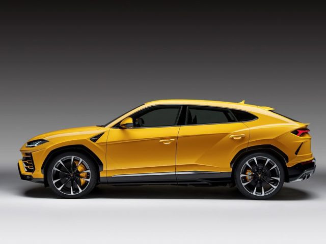 Lamborghini Urus Yellow Side Profile