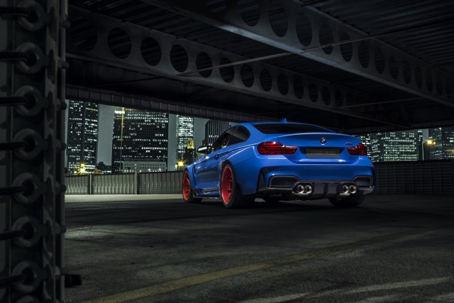 BMW-M4-GTRS4-Vorsteiner-2