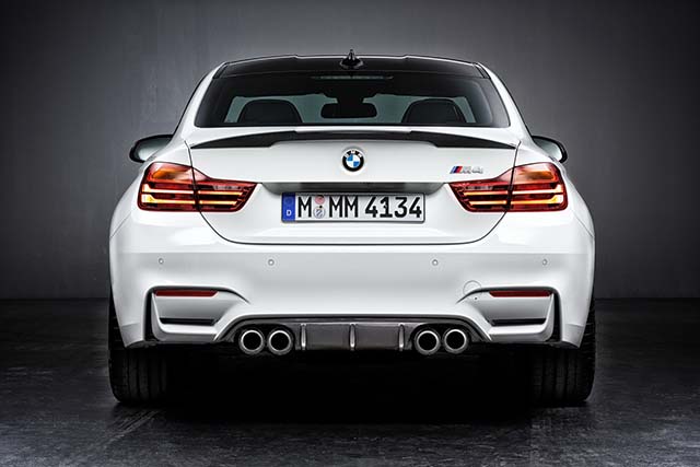 BMW M4 mit M Performance Parts