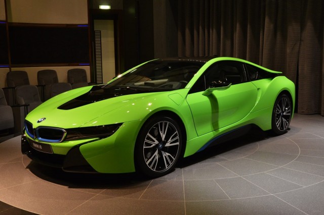 BMW-i8-Lime-Green-2