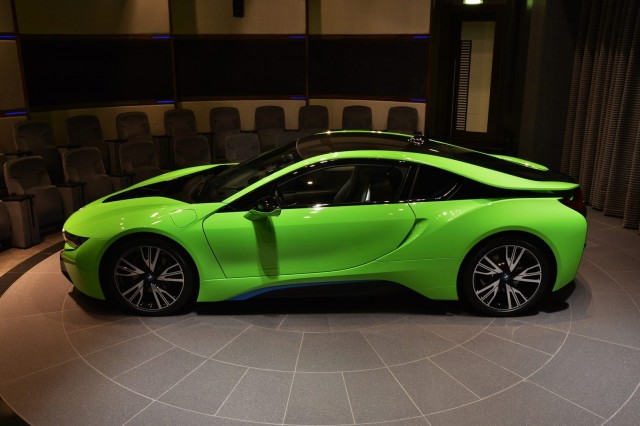 BMW-i8-Lime-Green-3