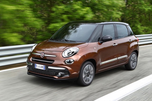 FIAT-500L-1