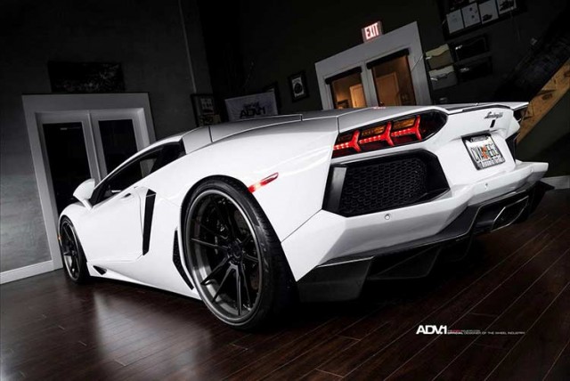 adv1-lambo-aventador-v-20