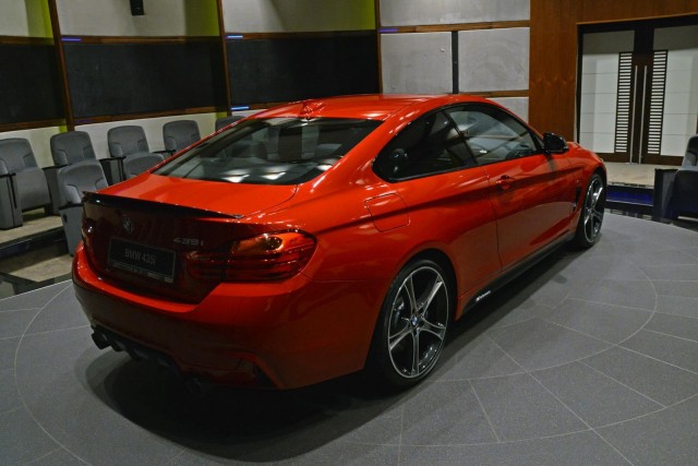 bmw_435_coupe_u_abu_dabiju_2