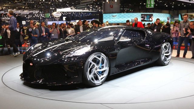 bugatti la voiture noire