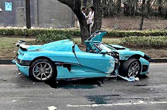 koenigsegg crash