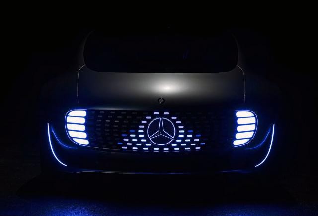 mercedes_koncept_f015_luxury_in_motion_2015