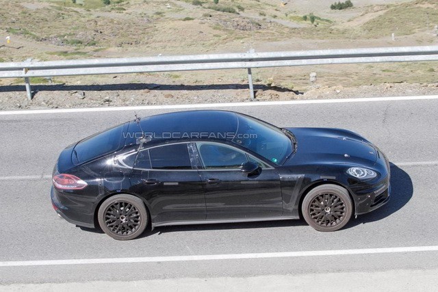 porsche_panamera_2016_slike_3