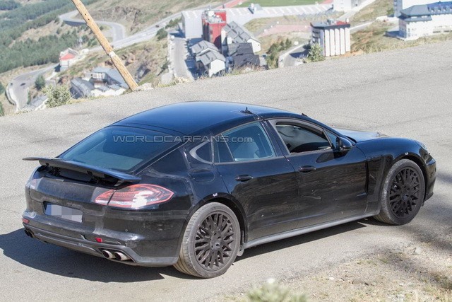 porsche_panamera_2016_slike_4