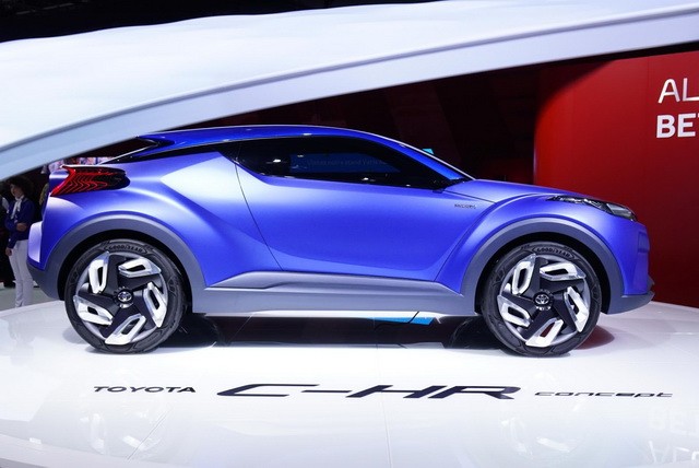 toyota_c_hr_koncept_4