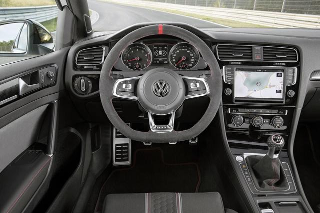 vw_golf_gti_clubsport_2016_4