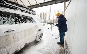 Da li zimi treba prati automobil?