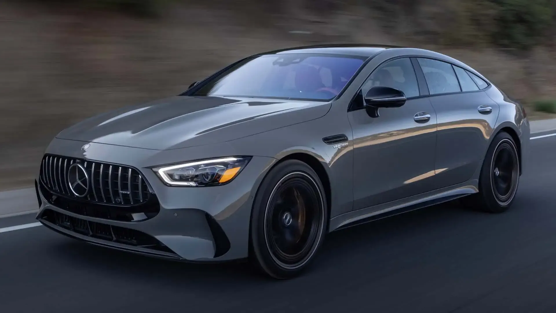 2025 Mercedes-AMG GT63 S E Performance 4-Door Coupe: Brutalno ubrzanje