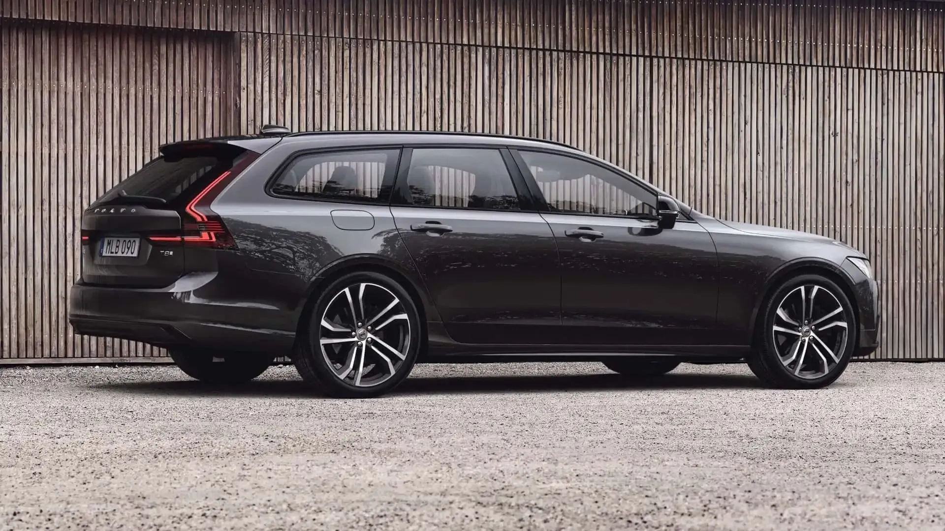 Volvo V90 još uvek nije mrtav