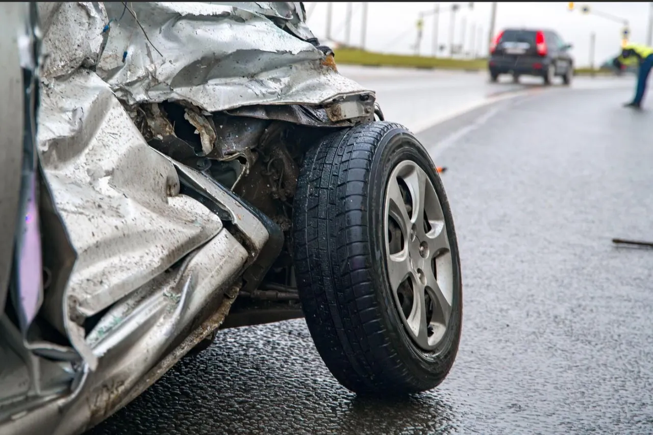 Potpuni haos: Pogledajte snimak lančanog sudara više od 100 automobila